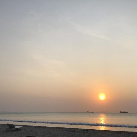 Capital Trincomalee 호텔 외부 사진